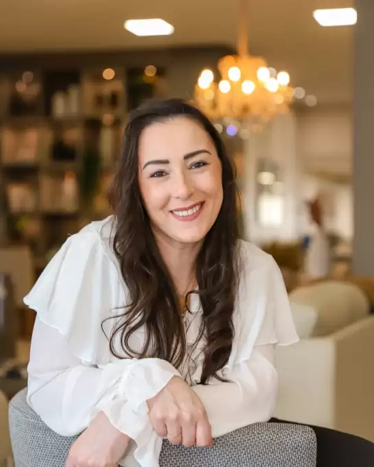 Camyla Bonesi - Farmacêutica Homeopata e Terapeuta