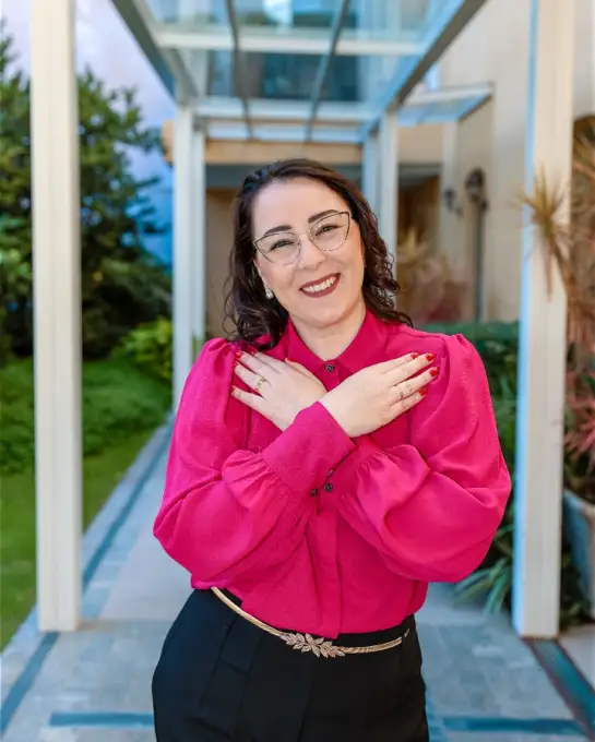 Camyla Bonesi, farmacêutica homeopata e terapeuta integrativa