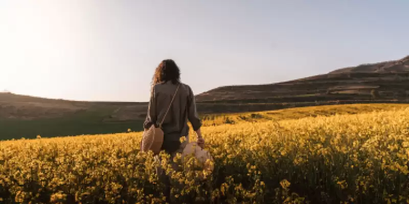 Setembro: O Mês de Florescer e Ressignificar Feridas do Passado